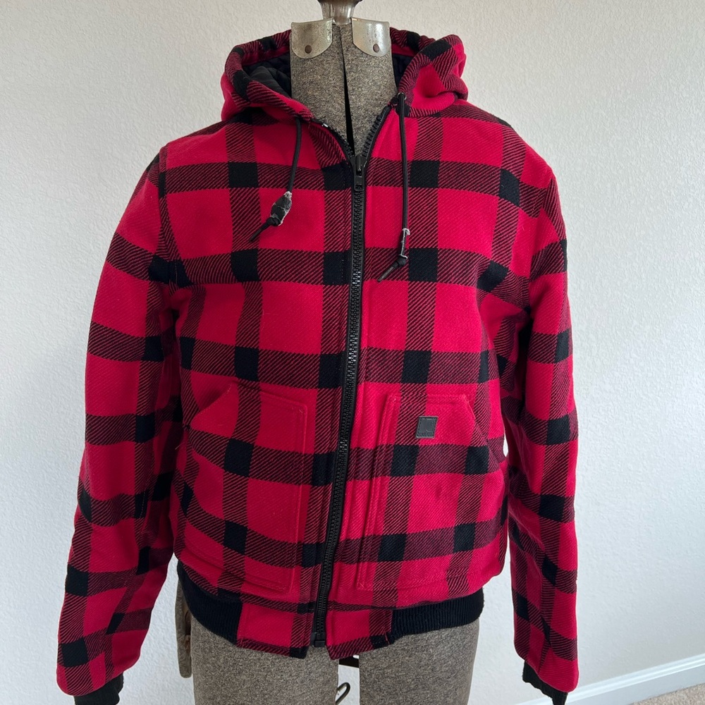 Vintage Carhartt Plaid Hooded Jacket in Red and Black WJ024 SCA